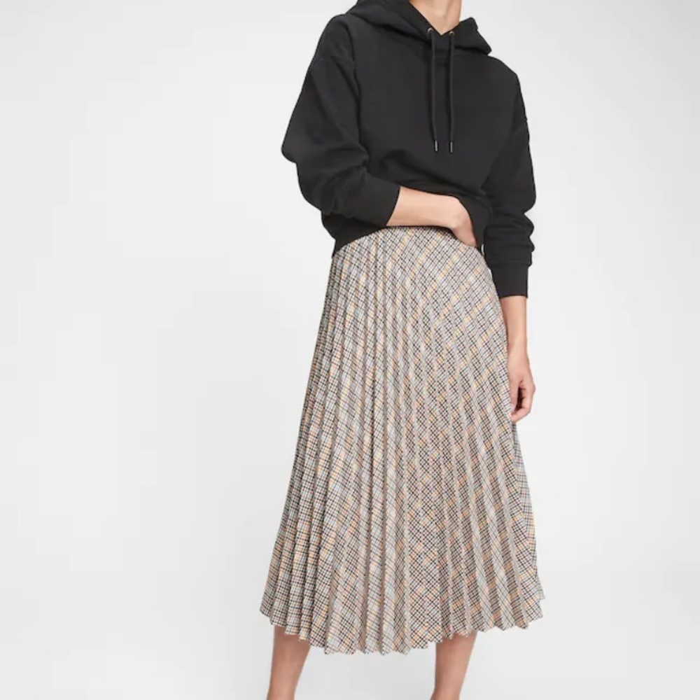 COPY - Pleated midi skirt